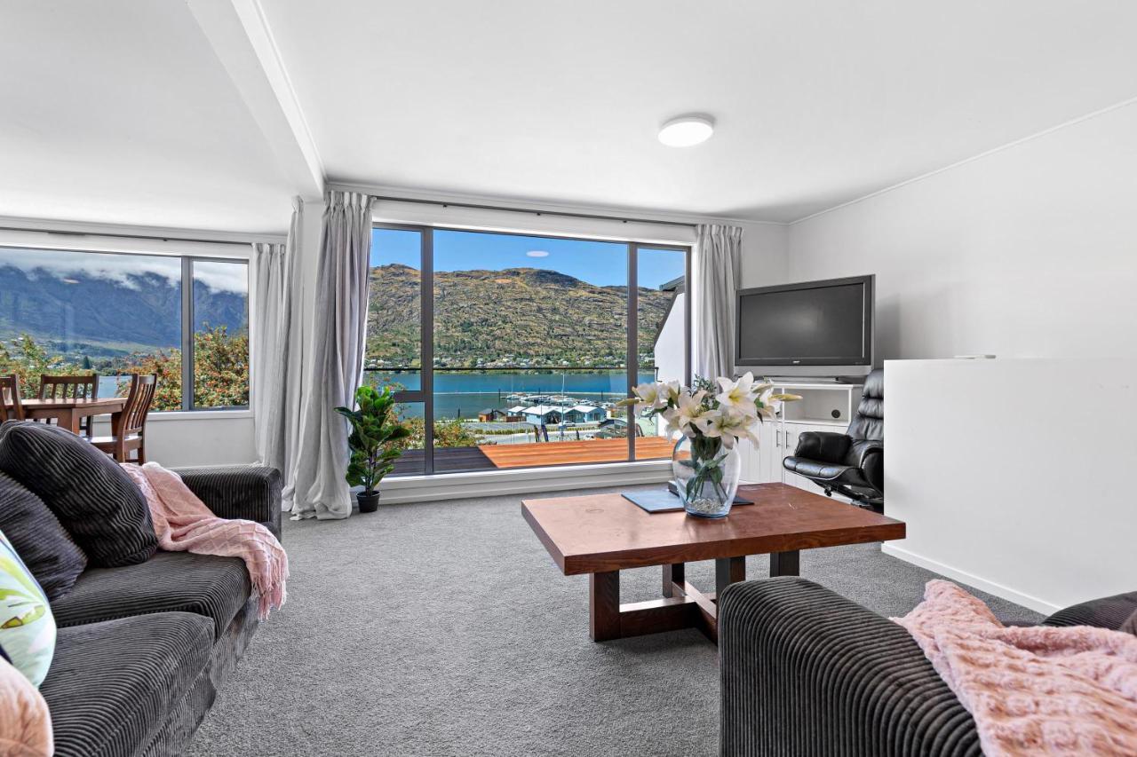 Lovely Marina Views And Sunny Balcony Queenstown Buitenkant foto